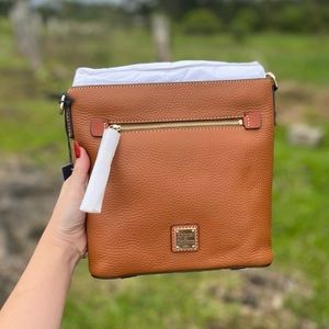 NWT Dooney & Bourke Caramel Zip Crossbody